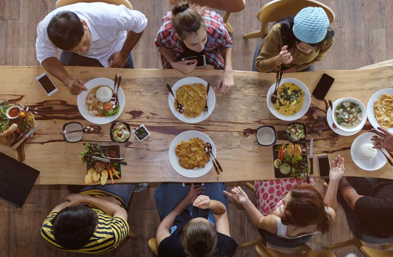 9 kluriga lekar för vuxna vid bordet: skrattfest efter middagen